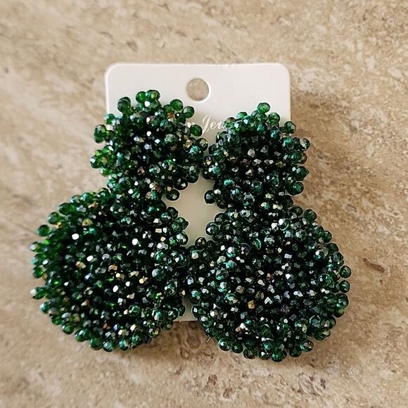 Jewelry - Unique Beaded Earrigs